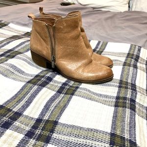 ⭐️SOLD⭐️ Size 8 lucky brand booties